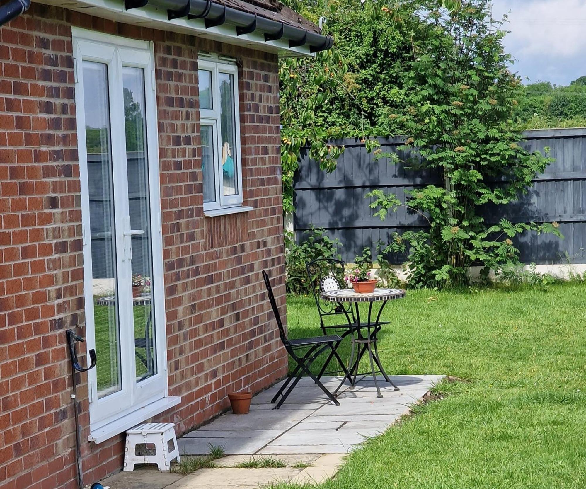 Near Chester * Hawarden